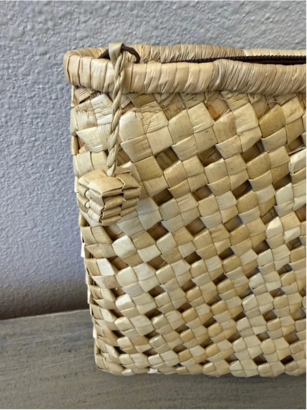 Vintage Artisanal Handwoven Pandanus Palm Leaf Straw Pouch Clutch 10”x7”